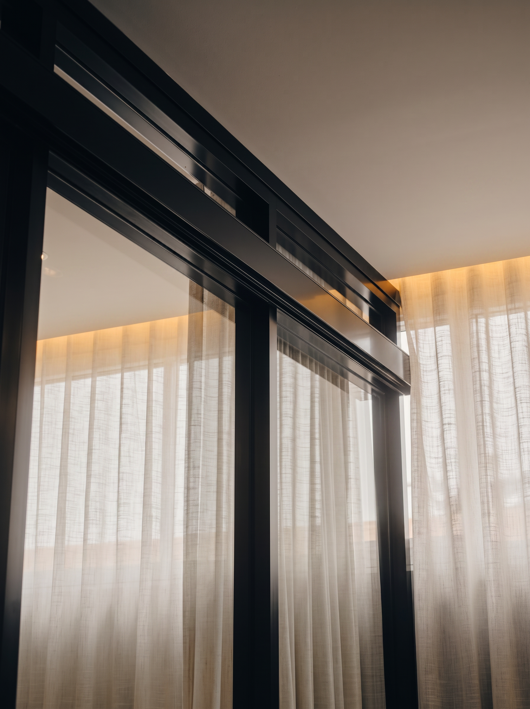 Cove Detail — Top-hung sliding system · Concealed track
